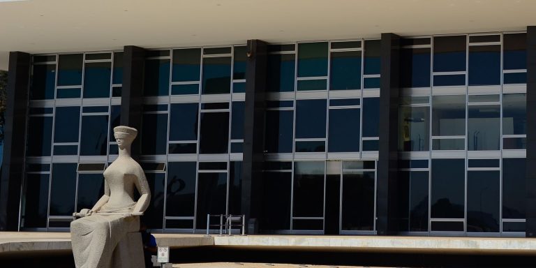 Segunda Turma do STF forma maioria para afastar diretor-geral da PF